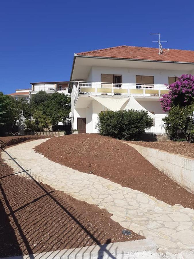 Apartman Šimac Trogir Bagian luar foto